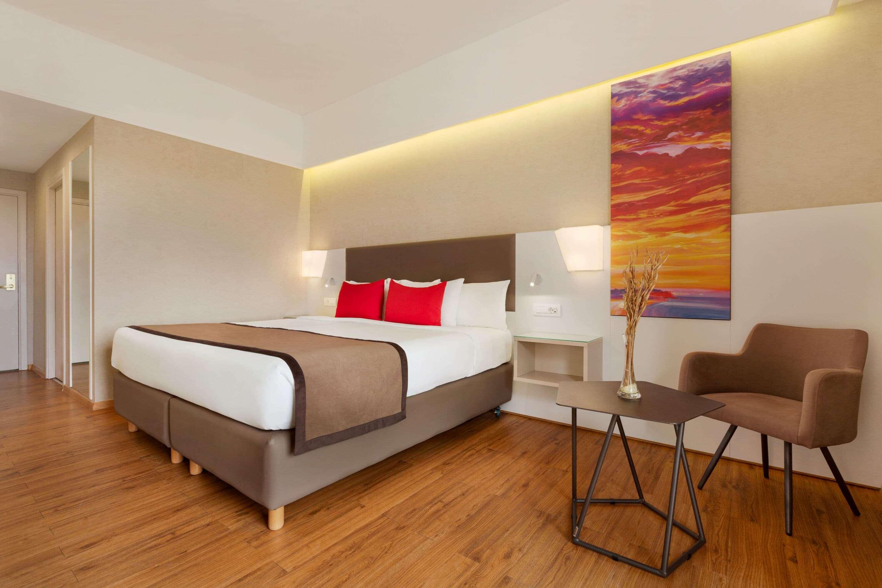 Hotel Ramada Plaza By Wyndham Thraki à Alexandroúpoli Extérieur photo A room at the hotel