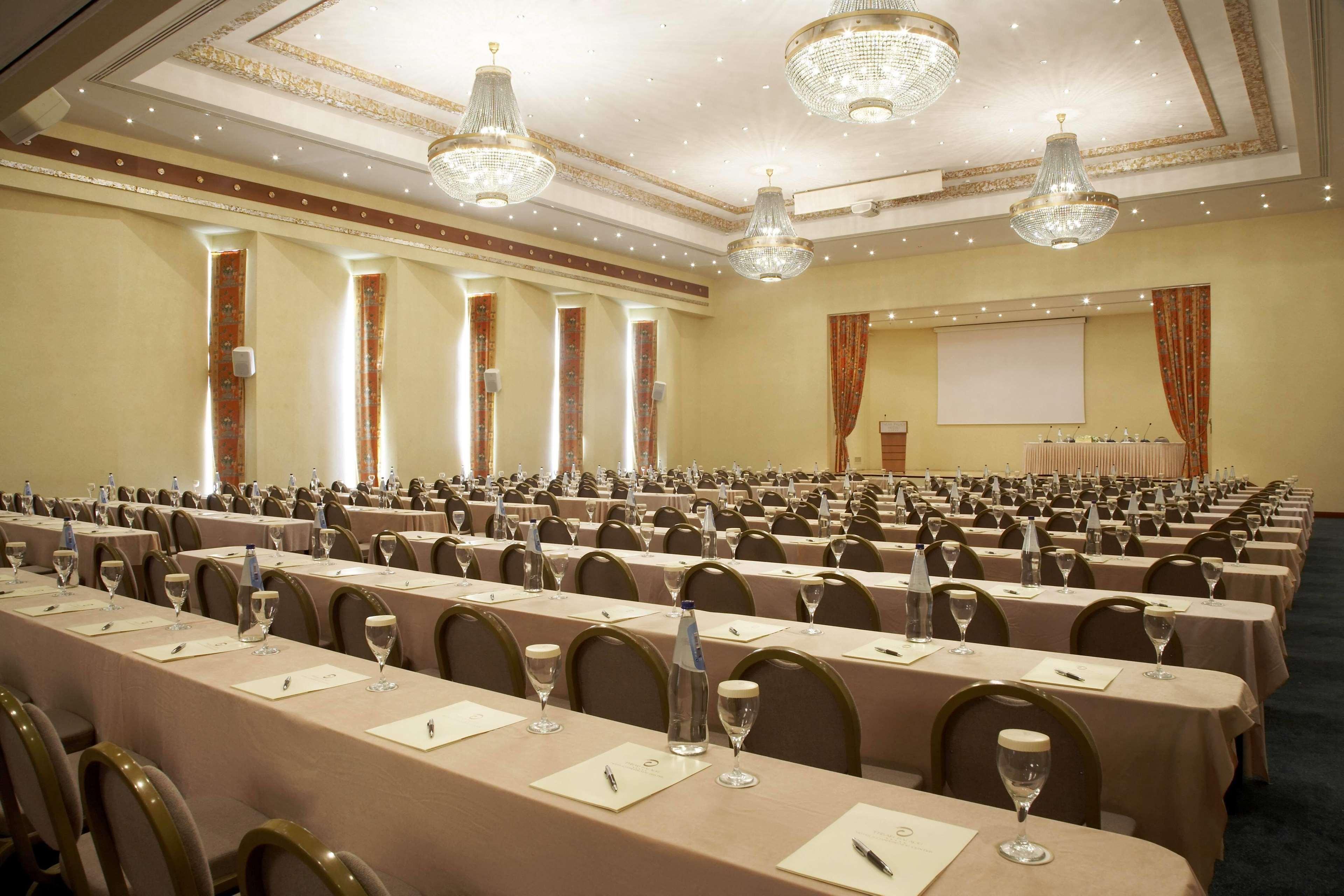 Hotel Ramada Plaza By Wyndham Thraki à Alexandroúpoli Extérieur photo The Grand Ballroom