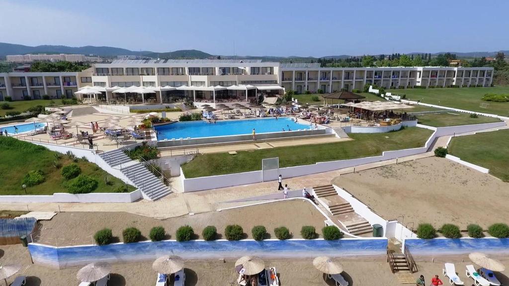 Hotel Ramada Plaza By Wyndham Thraki à Alexandroúpoli Extérieur photo The hotel complex